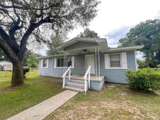 608 N 70th Ave, Pensacola, FL 32506