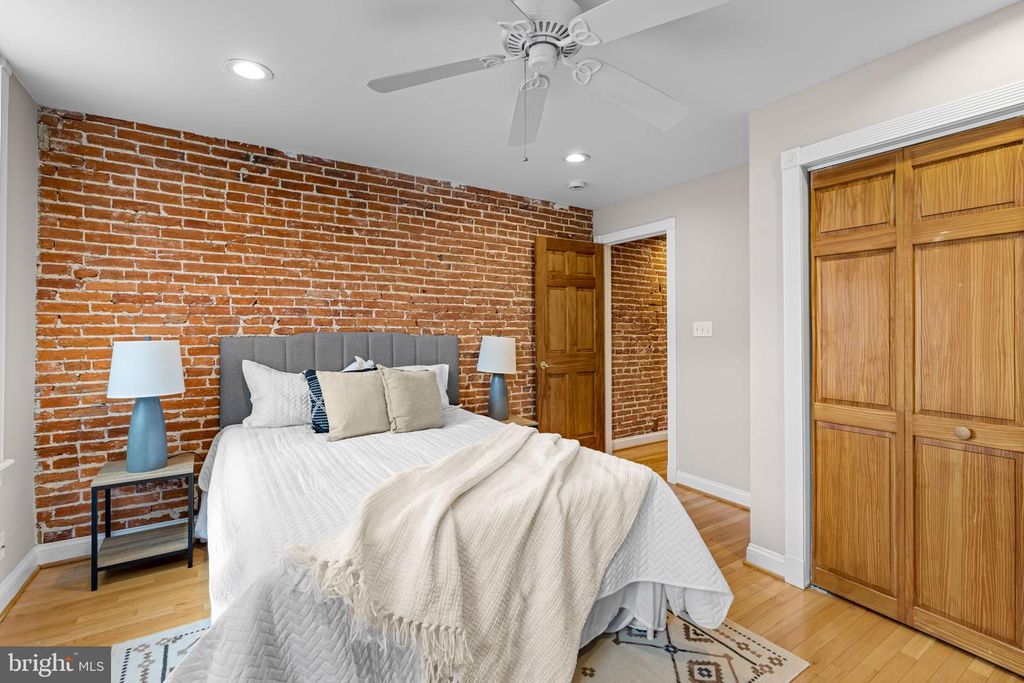 Image 19 of property listing at 1607 LIGHT ST, Baltimore, MD 21230
