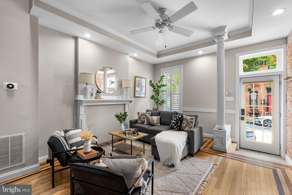 Image 3 of property listing at 1607 LIGHT ST, Baltimore, MD 21230