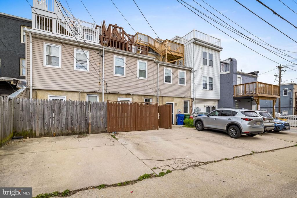 Image 41 of property listing at 1607 LIGHT ST, Baltimore, MD 21230