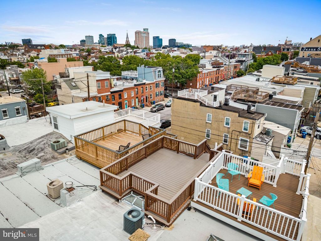 Image 58 of property listing at 1607 LIGHT ST, Baltimore, MD 21230