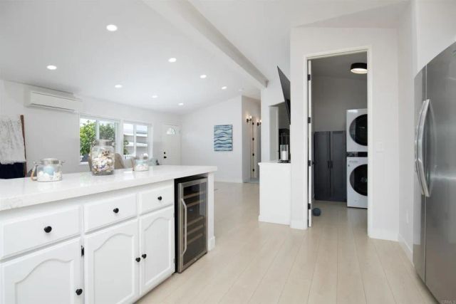 6503 Friendly, Carlsbad, CA 92011