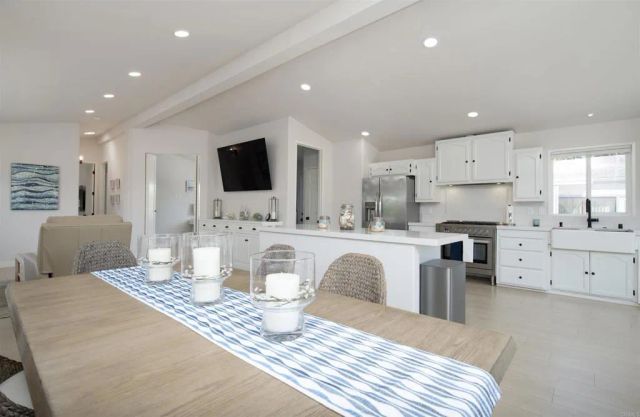 6503 Friendly, Carlsbad, CA 92011