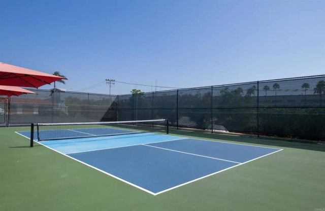6503 Friendly, Carlsbad, CA 92011