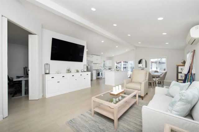 6503 Friendly, Carlsbad, CA 92011