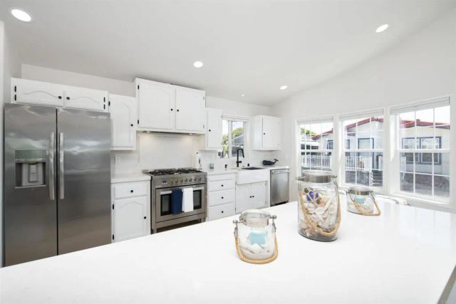 6503 Friendly, Carlsbad, CA 92011