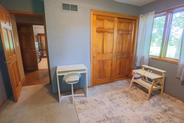 N71W23721 Good Hope ROAD, Sussex, WI 53089