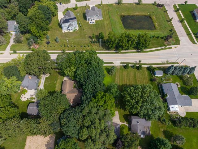 N71W23721 Good Hope ROAD, Sussex, WI 53089