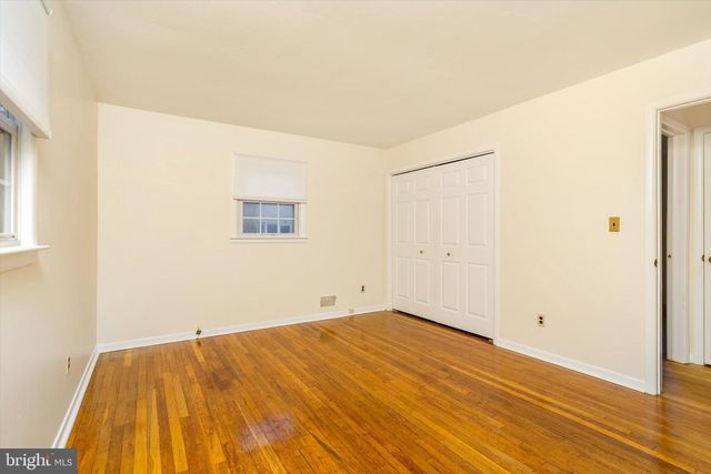 5 CHARRED OAK LA, East Windsor, NJ 08520