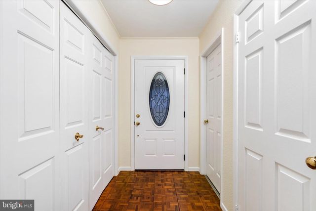 5 CHARRED OAK LA, East Windsor, NJ 08520