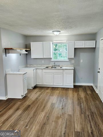 225 W Tinsley Street, Griffin, GA 30223
