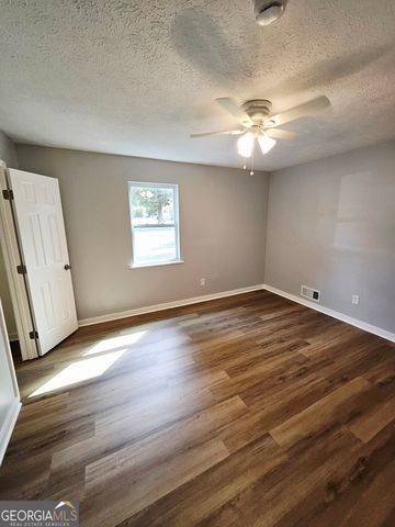 225 W Tinsley Street, Griffin, GA 30223