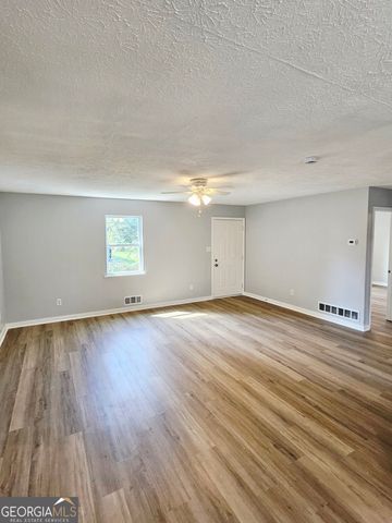 225 W Tinsley Street, Griffin, GA 30223