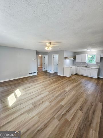 225 W Tinsley Street, Griffin, GA 30223