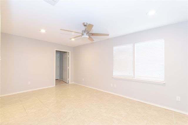 712 E Hill Ave, Alice, TX 78332