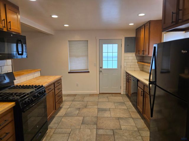 725 ALLEN, Rapid City, SD 57701