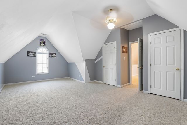 2200 E Gaisor Court, Crete, IL 60417