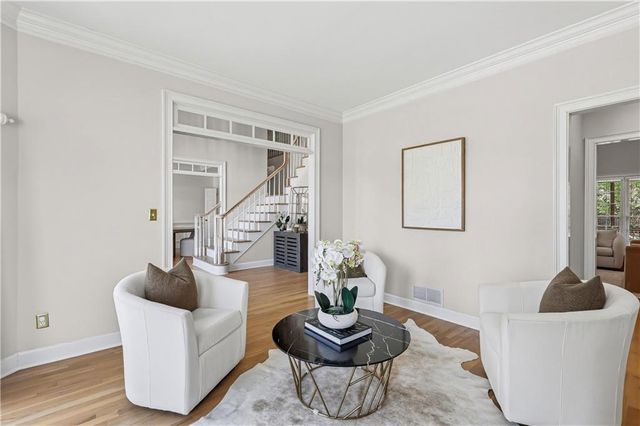 9170 Nesbit Lakes Drive, Alpharetta, GA 30022