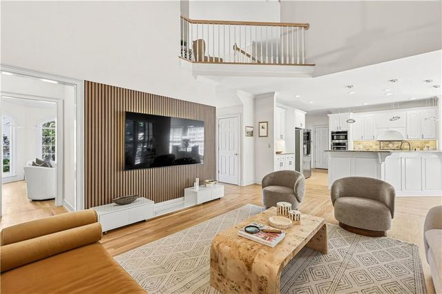 9170 Nesbit Lakes Drive, Alpharetta, GA 30022