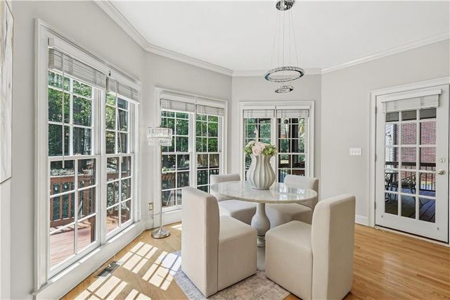 9170 Nesbit Lakes Drive, Alpharetta, GA 30022