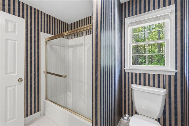 9170 Nesbit Lakes Drive, Alpharetta, GA 30022