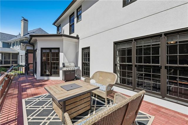 9170 Nesbit Lakes Drive, Alpharetta, GA 30022