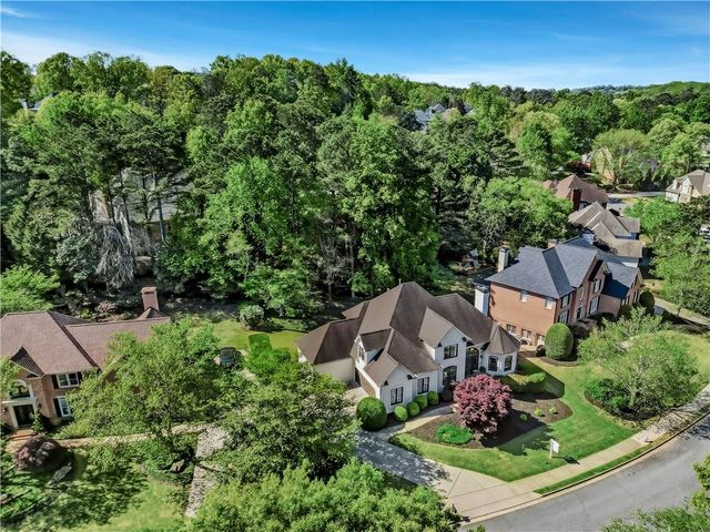 9170 Nesbit Lakes Drive, Alpharetta, GA 30022