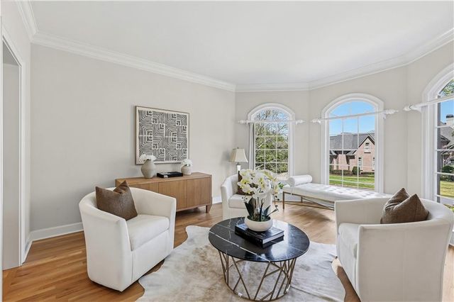 9170 Nesbit Lakes Drive, Alpharetta, GA 30022