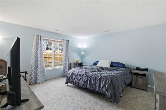 205 Judith CIR, Yorktown, VA 23693