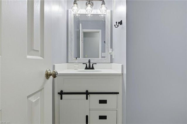 205 Judith CIR, Yorktown, VA 23693