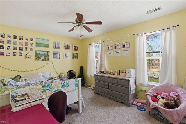 205 Judith CIR, Yorktown, VA 23693