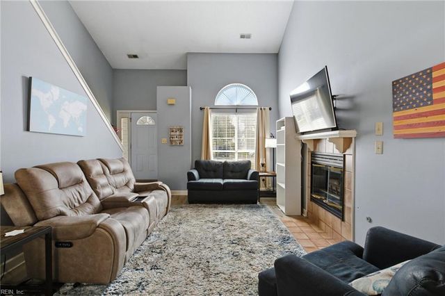 205 Judith CIR, Yorktown, VA 23693