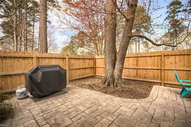 205 Judith CIR, Yorktown, VA 23693