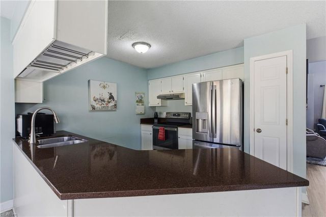 205 Judith CIR, Yorktown, VA 23693