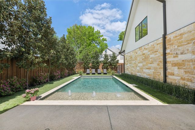 4028 Marquette Street, University Park, TX 75225