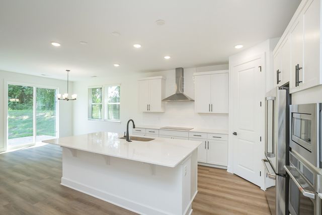 137 West Cassa Way, Mount Juliet, TN 37122