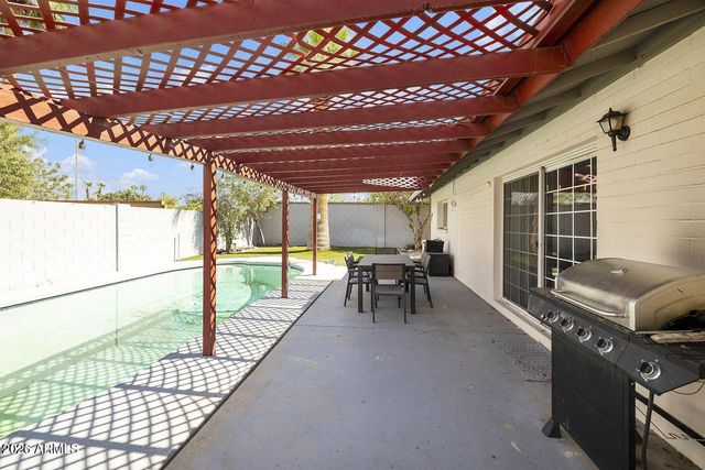 1732 E HERMOSA Drive, Tempe, AZ 85282