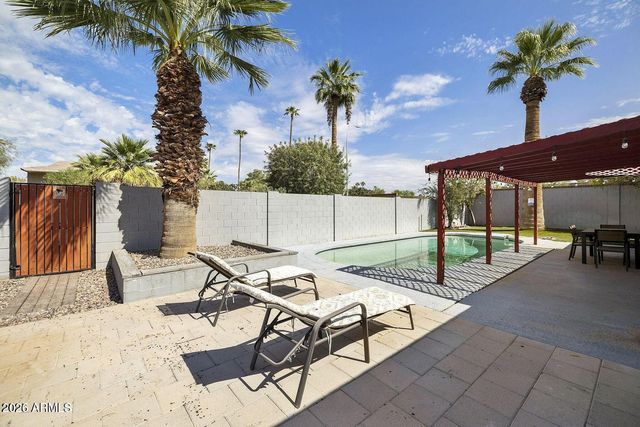 1732 E HERMOSA Drive, Tempe, AZ 85282