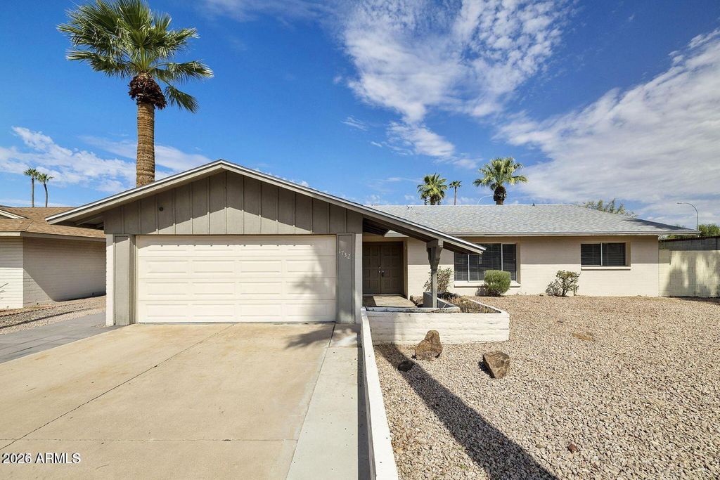 1732 E HERMOSA Drive, Tempe, AZ 85282 — photo 2