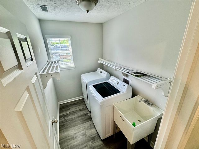 4718 Belle Meadow Road, Mentor, OH 44060