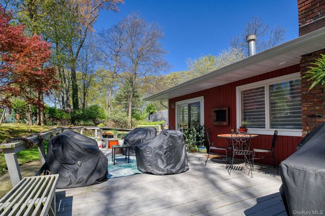 14 Sunderland Place, Suffern, NY 10901