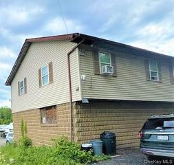 109 Caesar Lane East, New Windsor, NY 12553