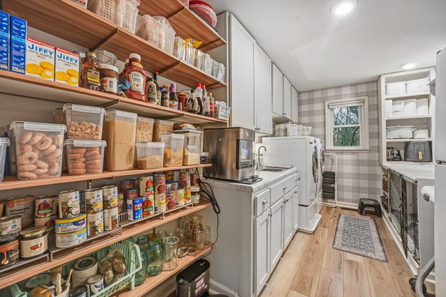 811 Hogans Branch Rd, Hendersonville, TN 37075