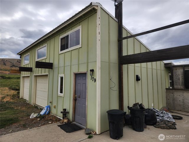 179 Tonasket Airport Road, Tonasket, WA 98855