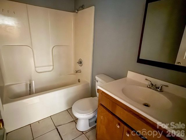 4562 Grassy Creek Road, Denver, NC 28037