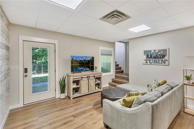 107 J Moore Avenue, Townville, SC 29689