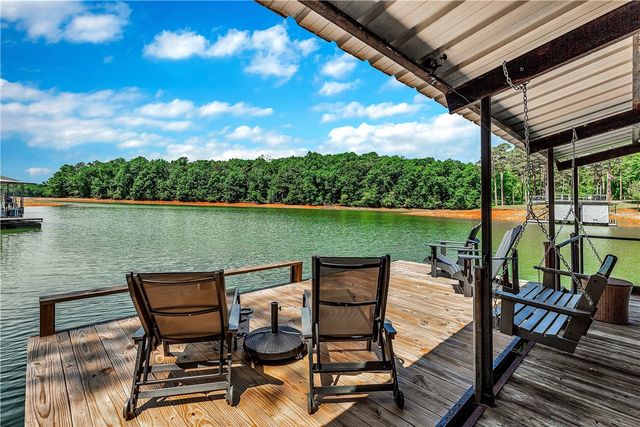 107 J Moore Avenue, Townville, SC 29689