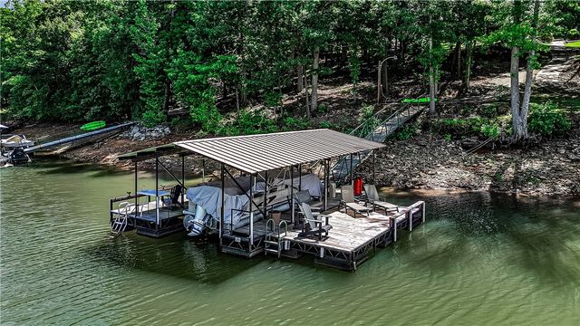 107 J Moore Avenue, Townville, SC 29689