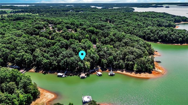 107 J Moore Avenue, Townville, SC 29689