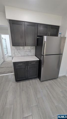 63 S Spruce 2, Ramsey, NJ 07446